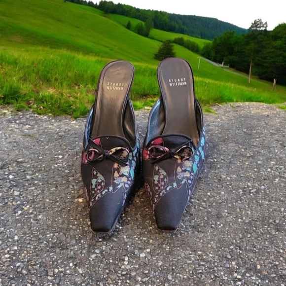 HP STUART WEITZMAN kitten heels - Picture 7 of 10